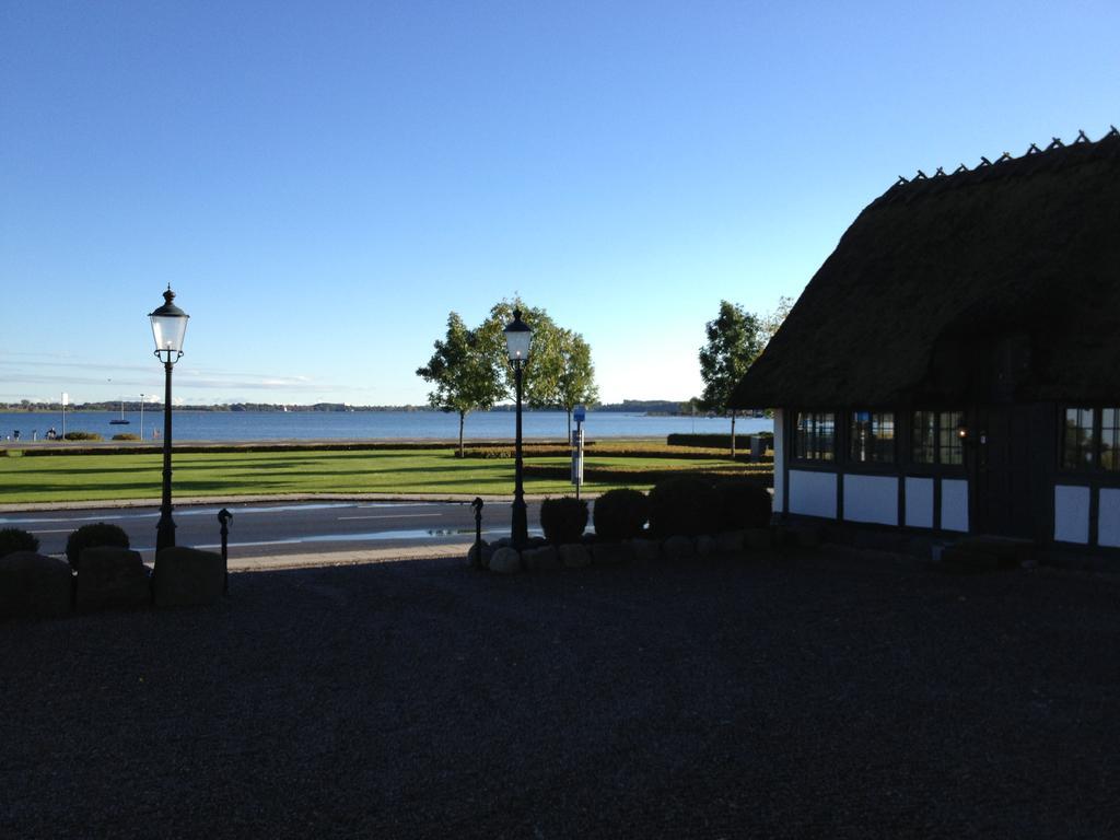 Munkebo Kro & Hotel Zewnętrze zdjęcie